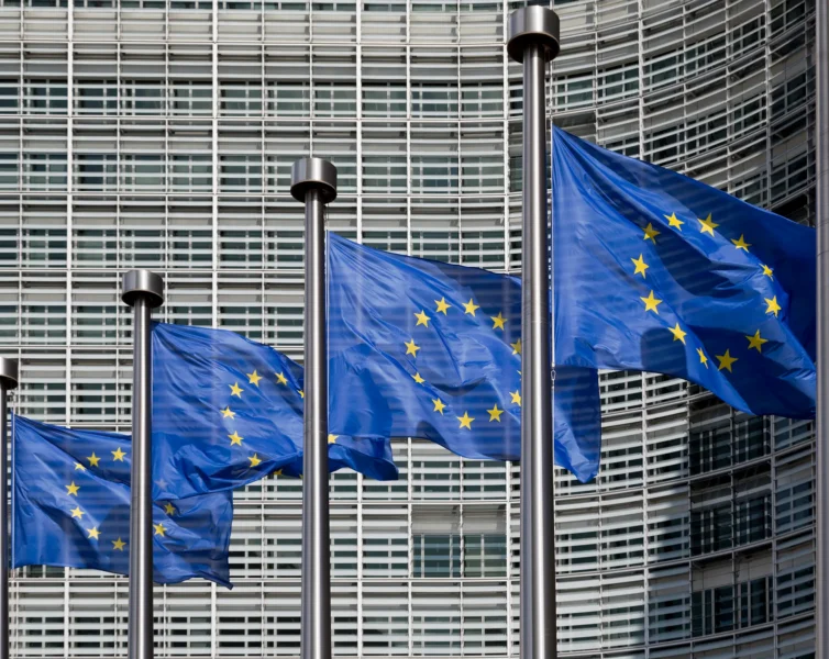 european-flags-outside-the-berlaymont-office-of-eu-2026-01-09-09-08-17-utc